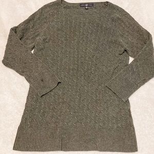 🌸 3 for $12! GAP gray cable knit sweater